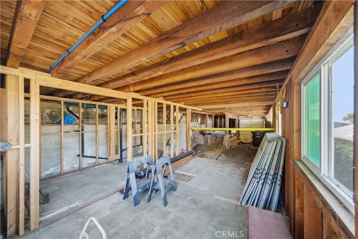 Downstairs unit. Plumbed for kitchen and bathroom.