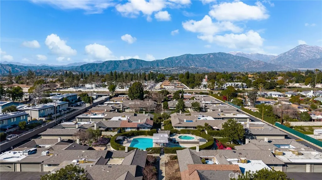 222 Marywood, Claremont, California 91711 home-pic-31