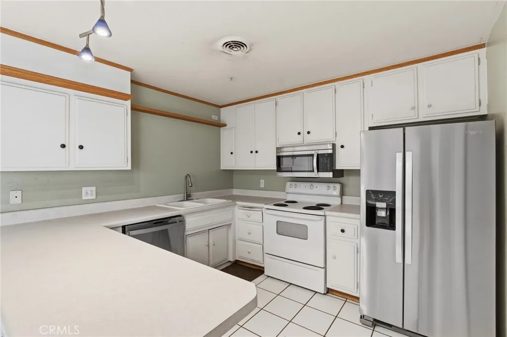 222 Marywood, Claremont, California 91711 home-pic-11