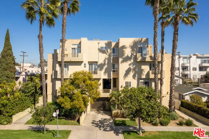 3530 Clarington Avenue 109, Los Angeles, California 90034
