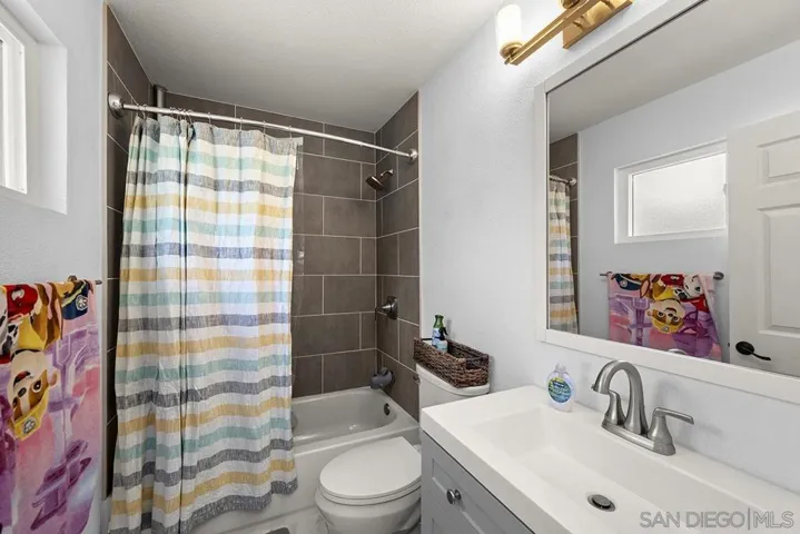 attached bathroom to second bedroom.