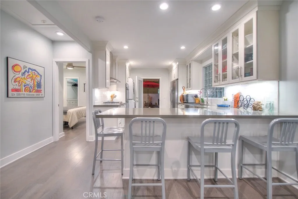 256 Falcon, Long Beach, California 90802 home-pic-19