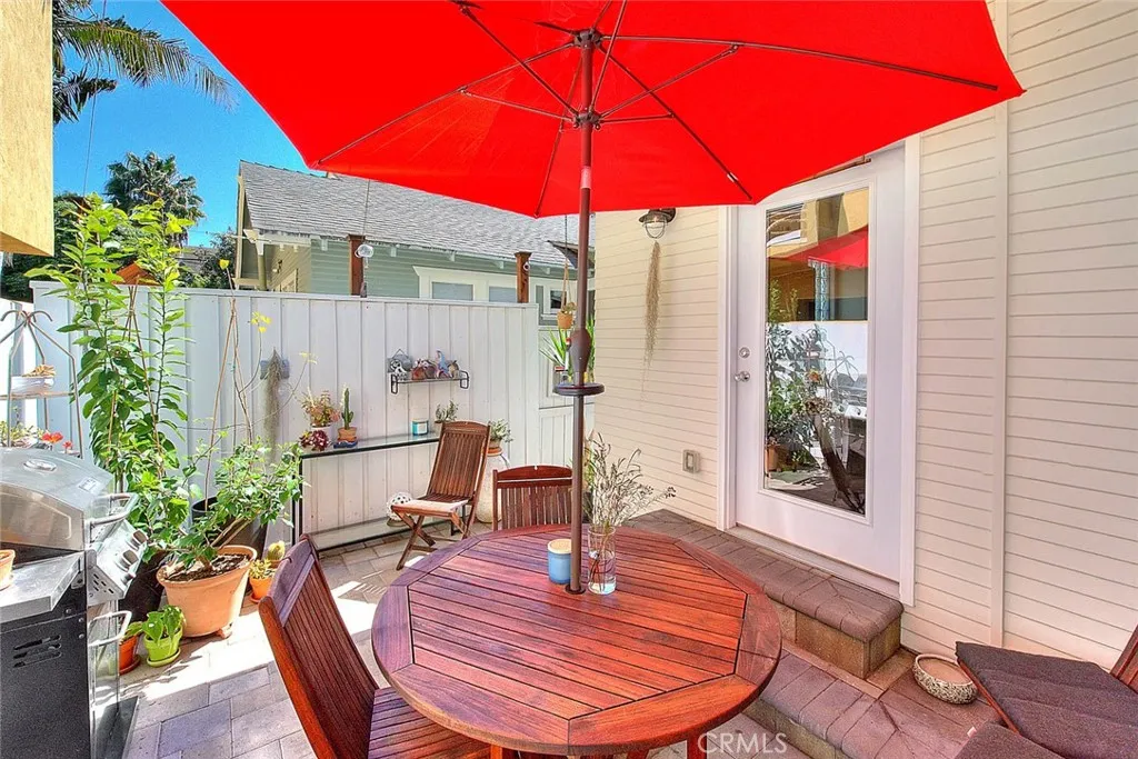 256 Falcon, Long Beach, California 90802 home-pic-41