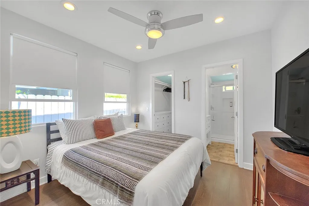 256 Falcon, Long Beach, California 90802 home-pic-32