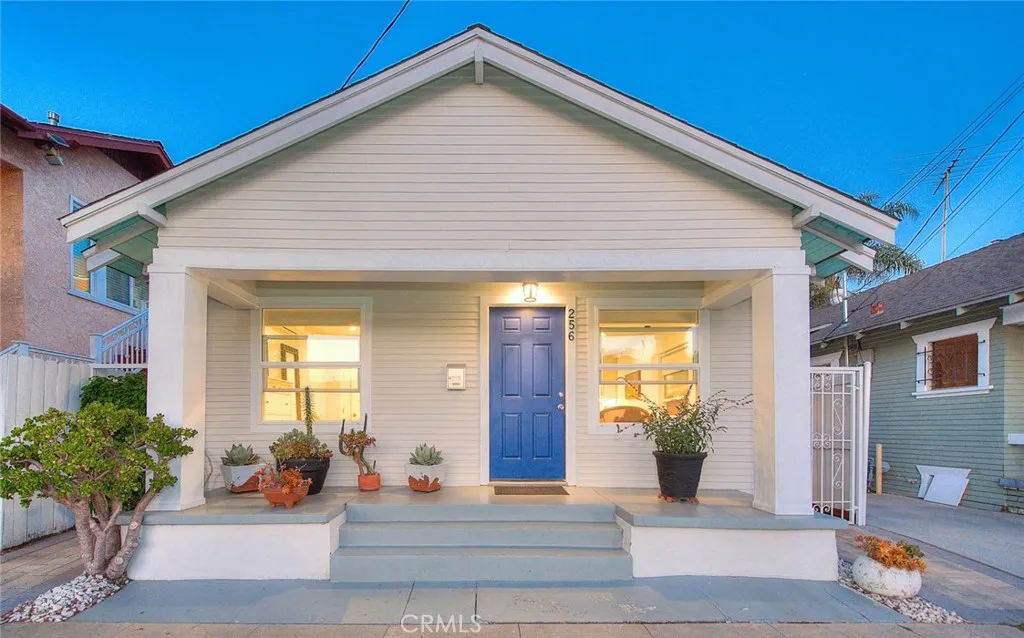 256 Falcon, Long Beach, California 90802 home-pic-1