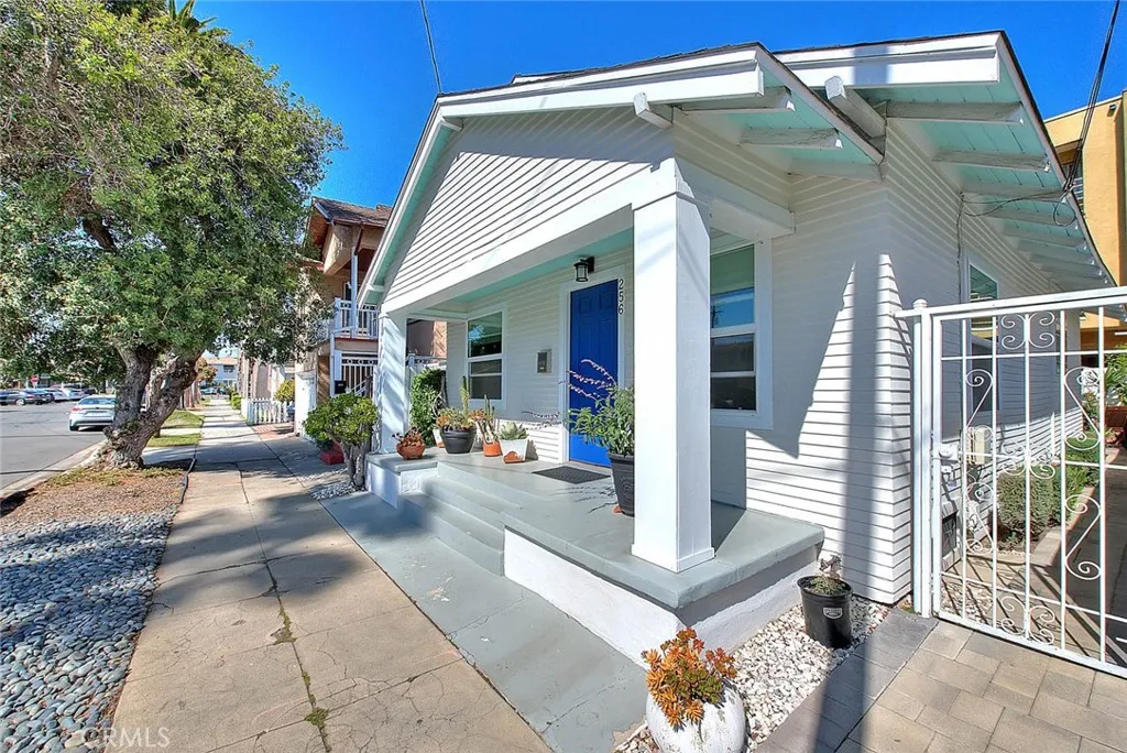 256 Falcon, Long Beach, California 90802 home-pic-4