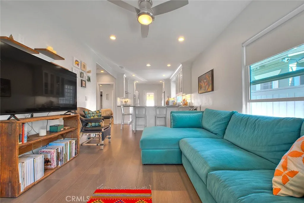 256 Falcon, Long Beach, California 90802 home-pic-9
