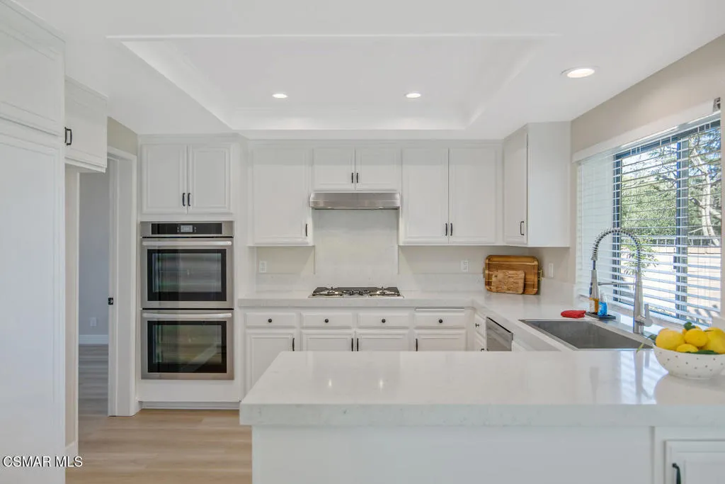 2026 Stonehill Circle, Thousand Oaks, California 91360 home-pic-18