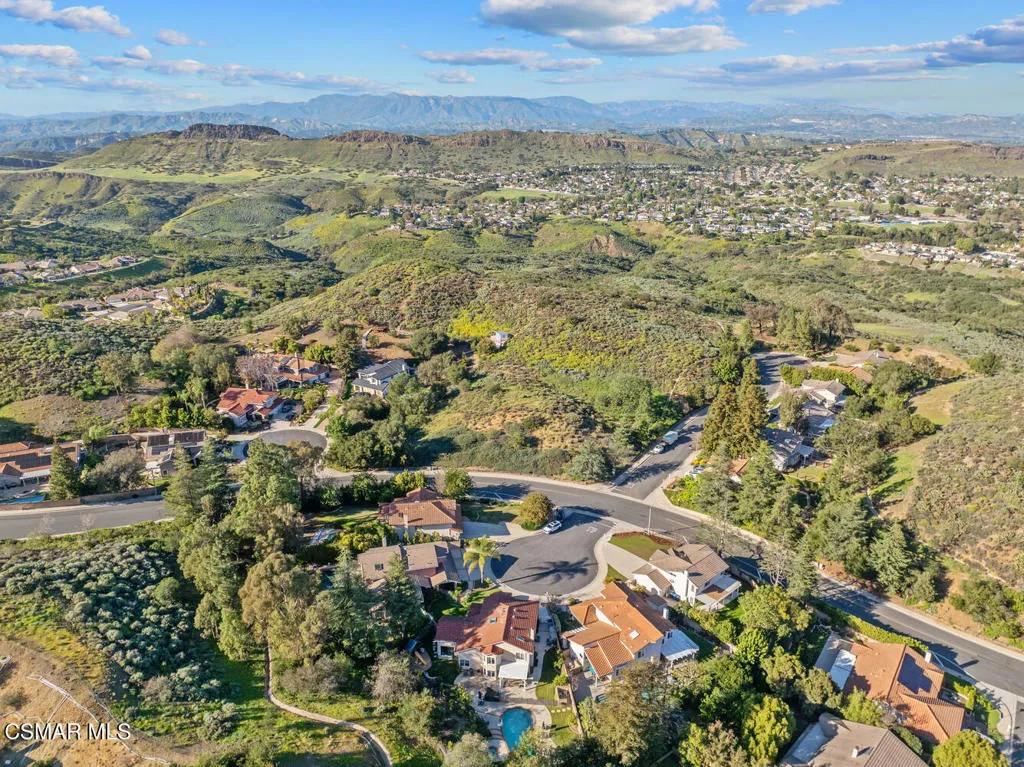 2026 Stonehill Circle, Thousand Oaks, California 91360 home-pic-4
