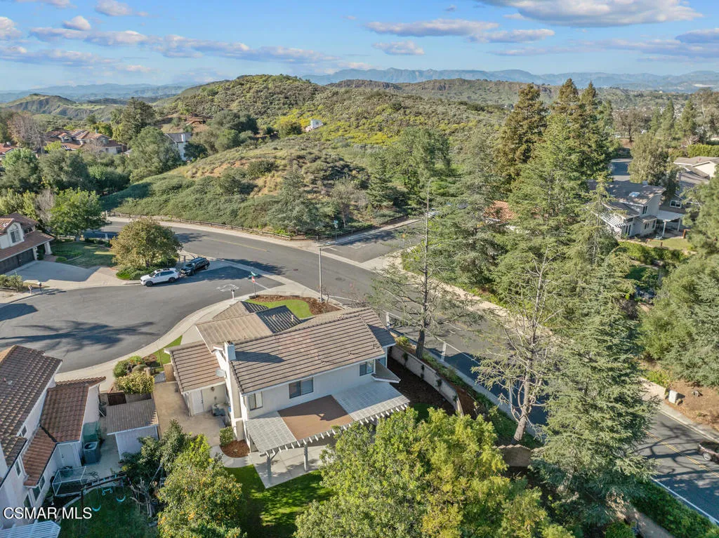 2026 Stonehill Circle, Thousand Oaks, California 91360 home-pic-3