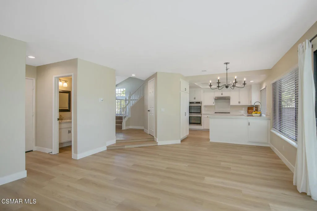2026 Stonehill Circle, Thousand Oaks, California 91360 home-pic-14