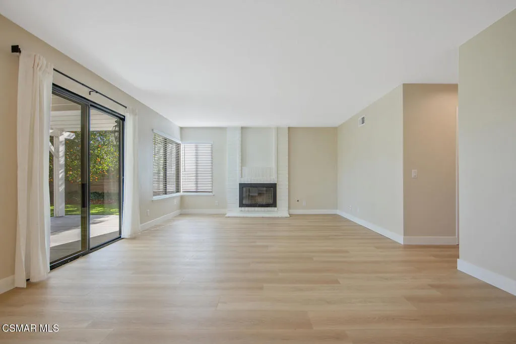 2026 Stonehill Circle, Thousand Oaks, California 91360 home-pic-13