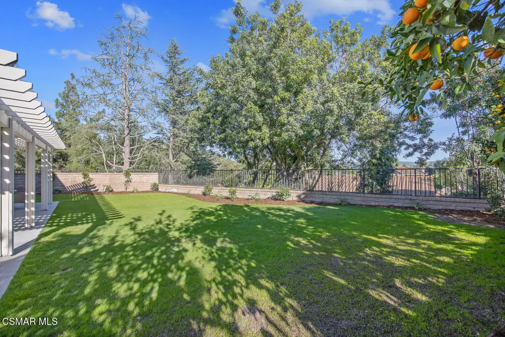 2026 Stonehill Circle, Thousand Oaks, California 91360 home-pic-38