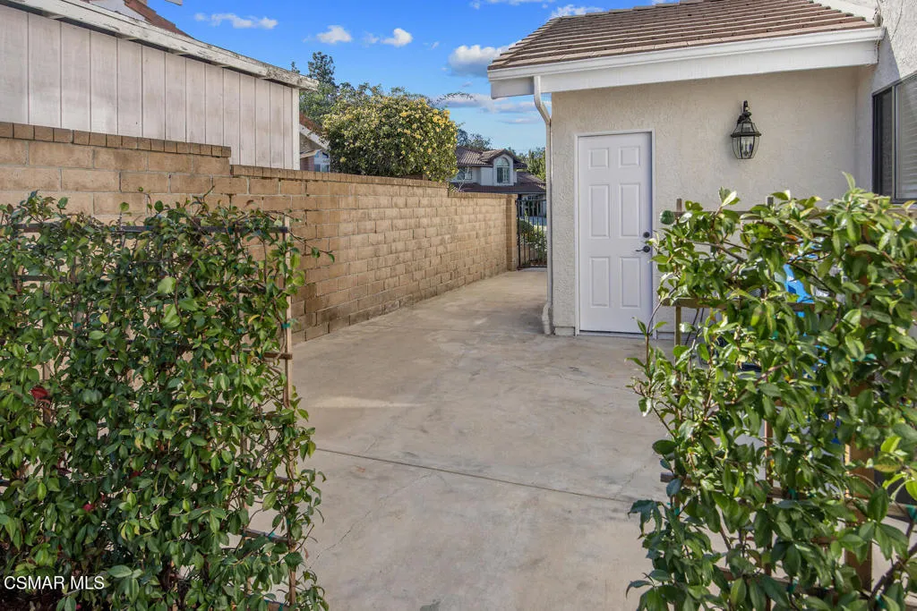 2026 Stonehill Circle, Thousand Oaks, California 91360 home-pic-40