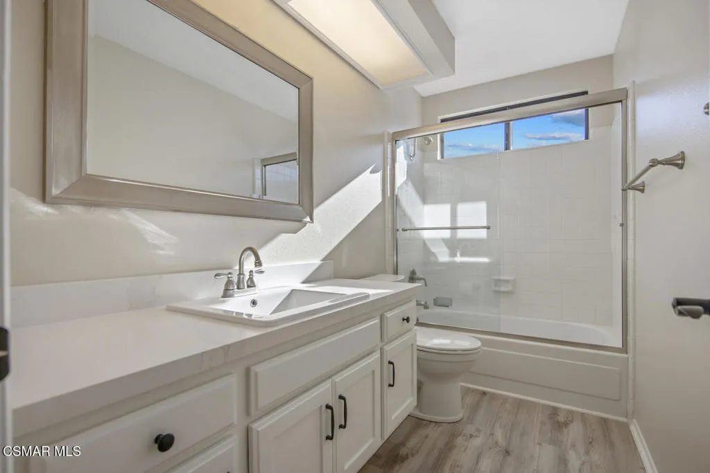2026 Stonehill Circle, Thousand Oaks, California 91360 home-pic-31