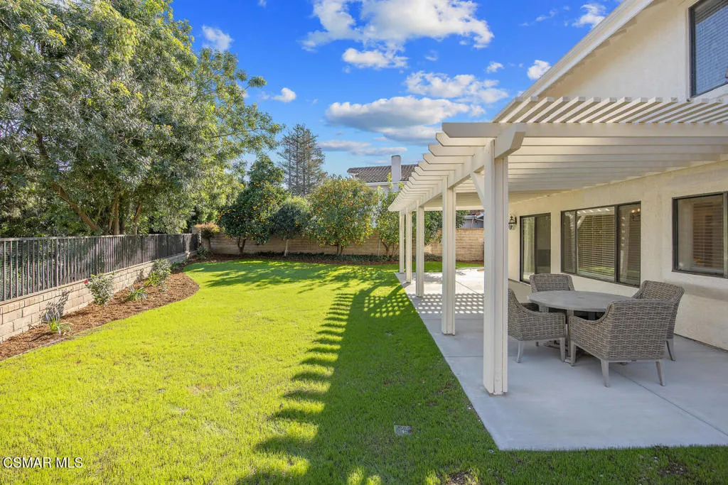 2026 Stonehill Circle, Thousand Oaks, California 91360 home-pic-35