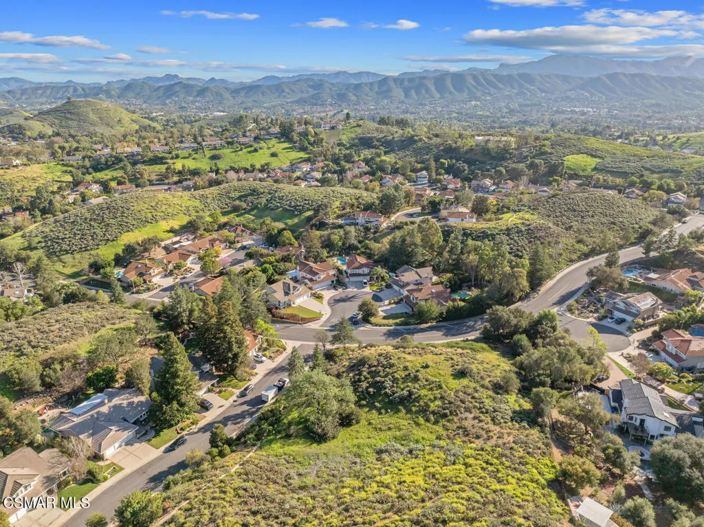 2026 Stonehill Circle, Thousand Oaks, California 91360 home-pic-48