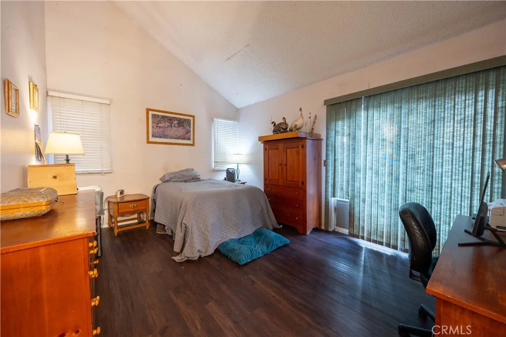 1543 Hanford, Redlands, California 92374 home-pic-11