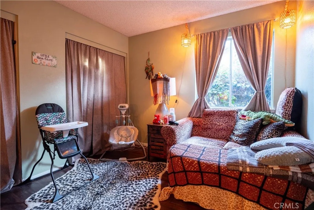 1543 Hanford, Redlands, California 92374 home-pic-16