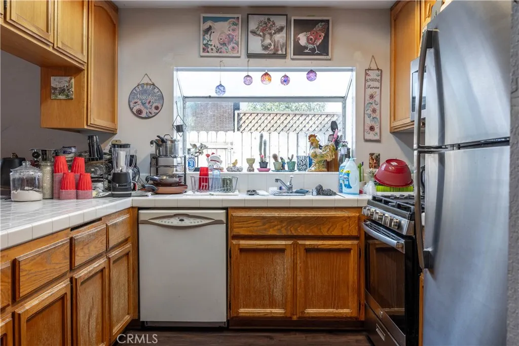 1543 Hanford, Redlands, California 92374 home-pic-10