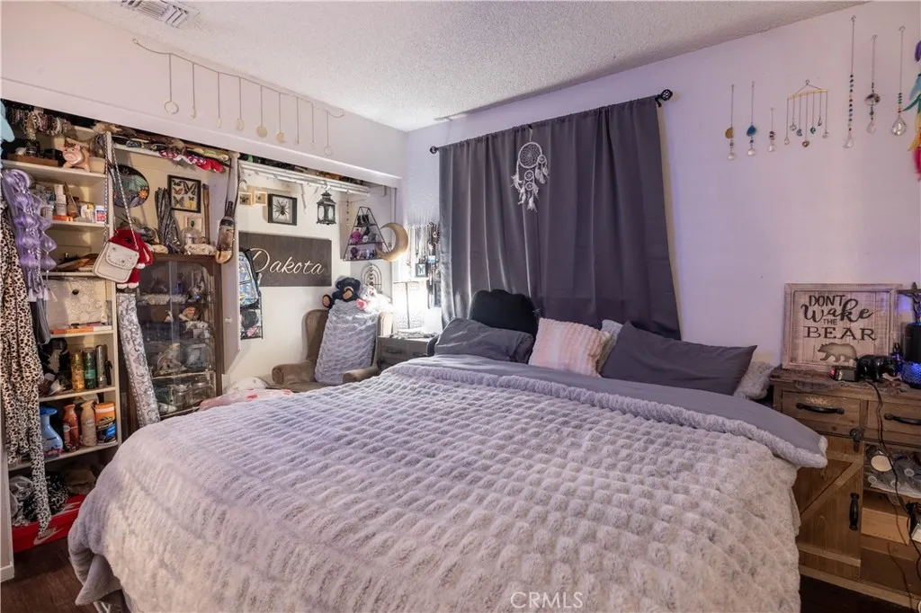 1543 Hanford, Redlands, California 92374 home-pic-18