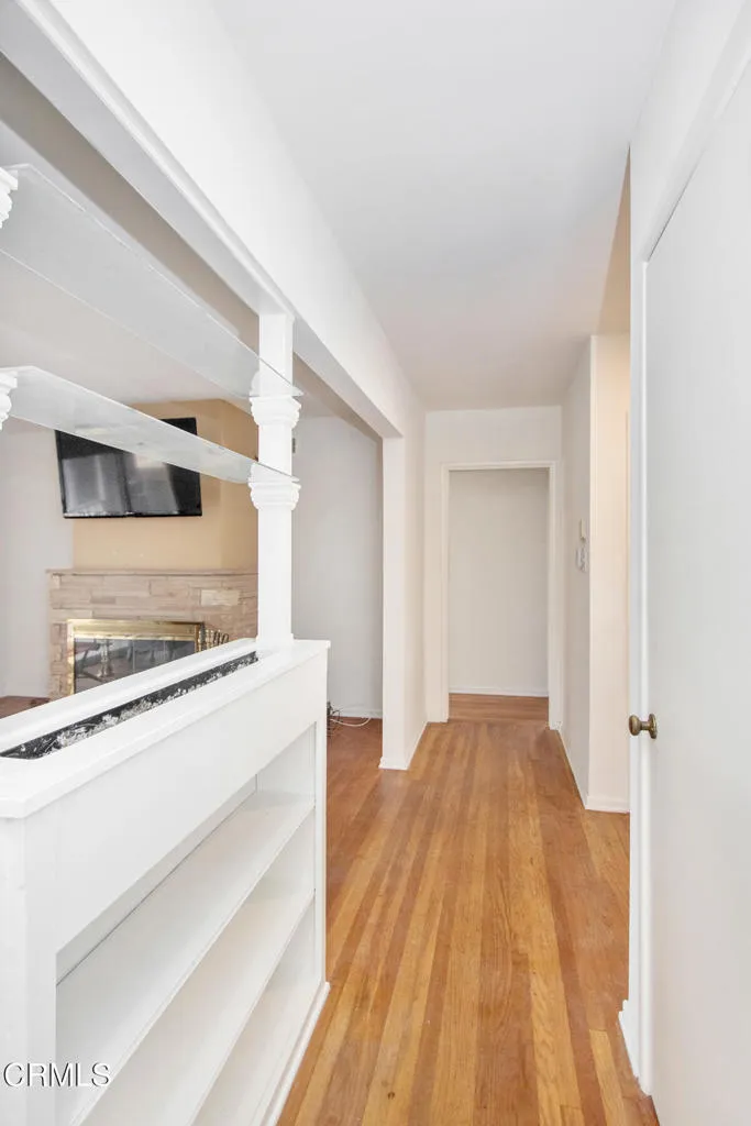 6425 Columbus Avenue, Los Angeles, California 91411 home-pic-15