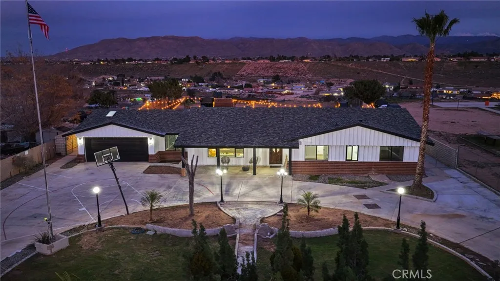 7795 E, Hesperia, California 92345 home-pic-68