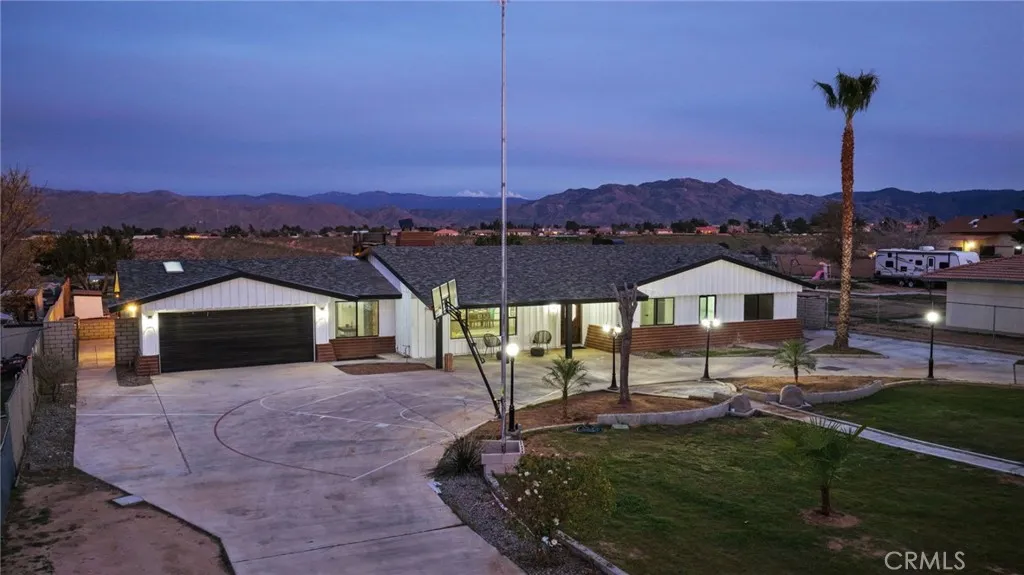 7795 E, Hesperia, California 92345 home-pic-67