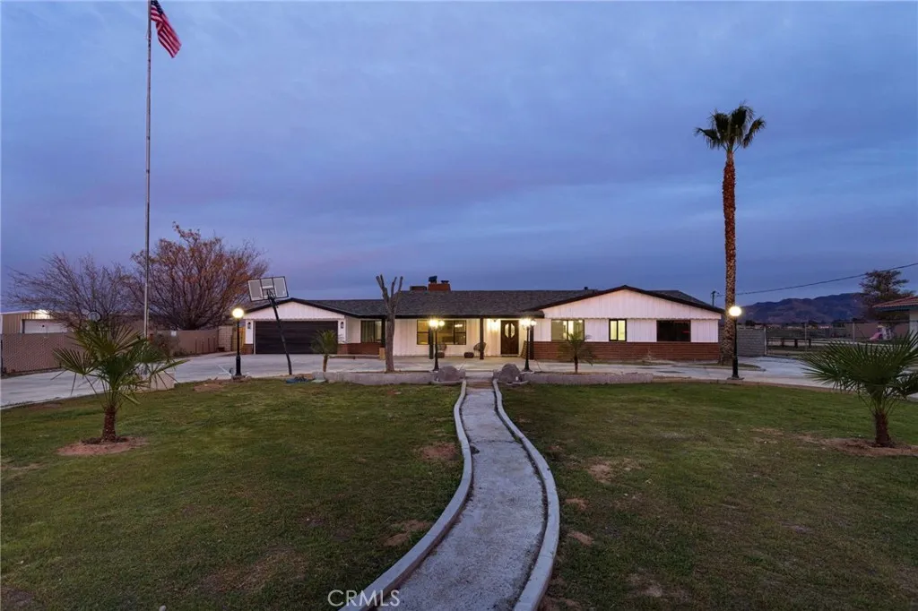 7795 E, Hesperia, California 92345 home-pic-66
