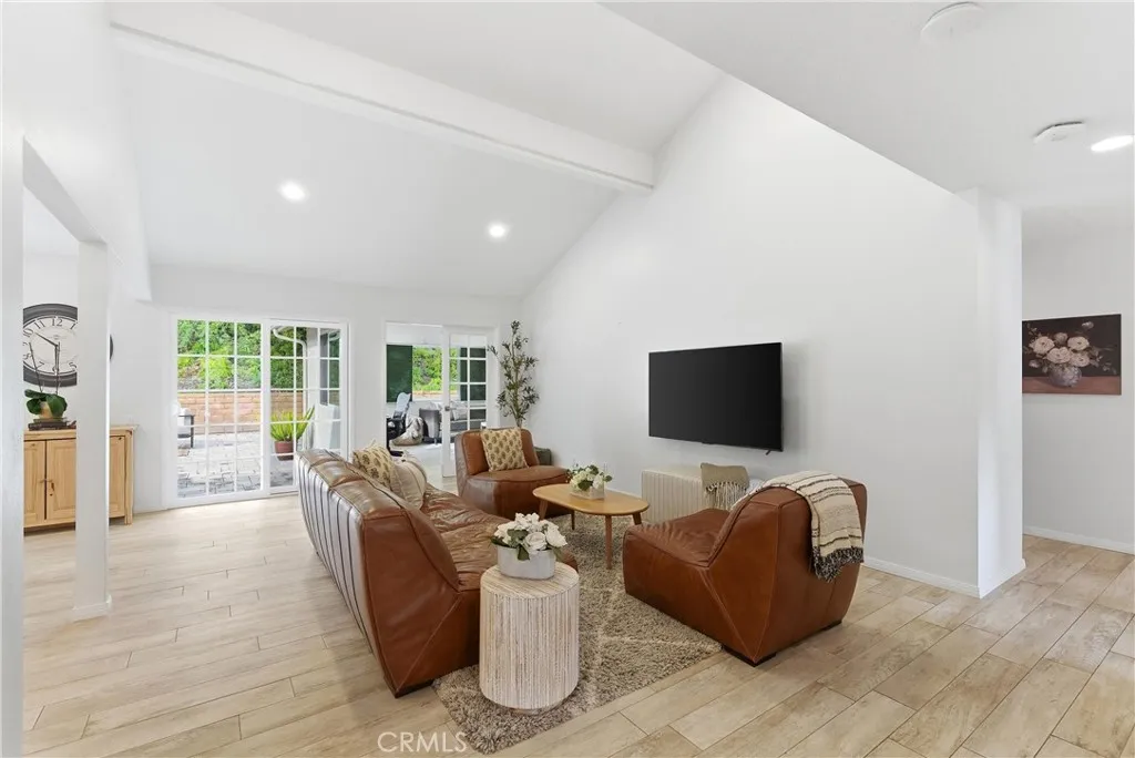 26941 Floresta, Mission Viejo, California 92691 home-pic-14