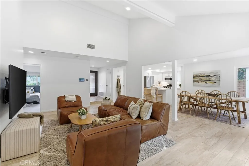 26941 Floresta, Mission Viejo, California 92691 home-pic-1