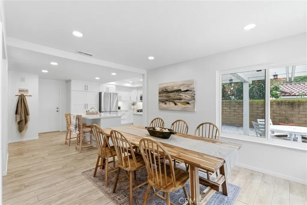26941 Floresta, Mission Viejo, California 92691 home-pic-11