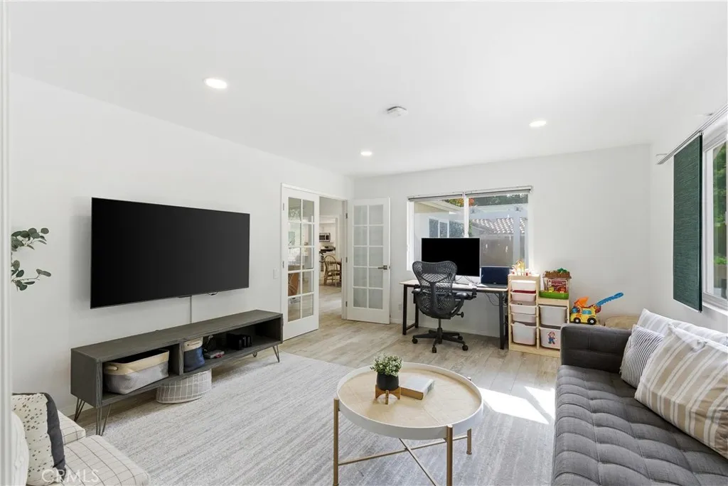 26941 Floresta, Mission Viejo, California 92691 home-pic-21
