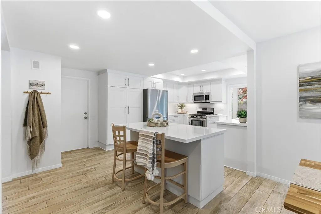 26941 Floresta, Mission Viejo, California 92691 home-pic-6