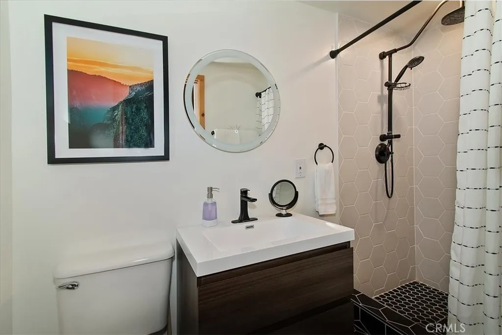 631 Crestwood, Big Bear Lake, California 92315 home-pic-20