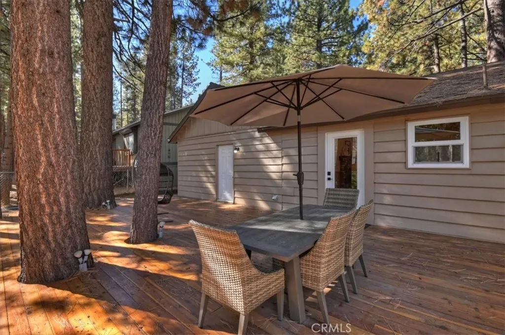 631 Crestwood, Big Bear Lake, California 92315 home-pic-26
