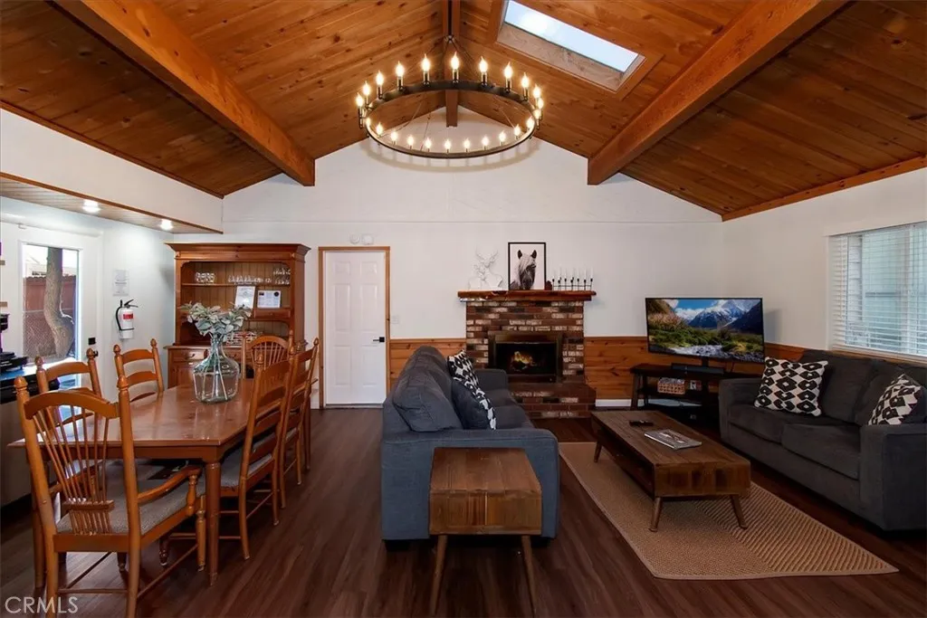 631 Crestwood, Big Bear Lake, California 92315 home-pic-9