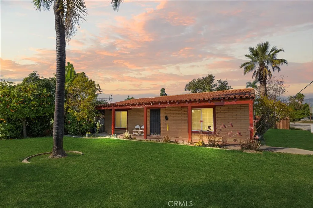 605 W 1st, Azusa, California 91702 home-pic-6