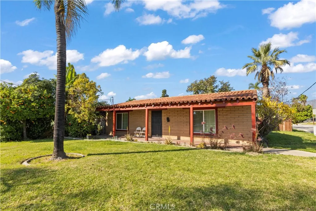 605 W 1st, Azusa, California 91702 home-pic-7