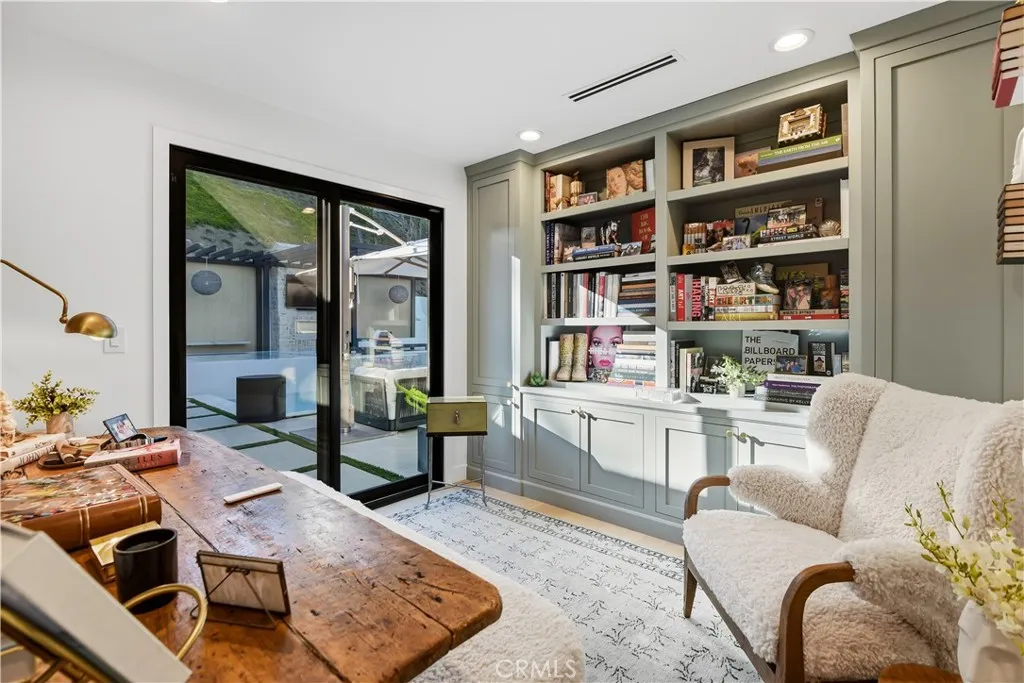 5565 Jed Smith, Hidden Hills, California 91302 home-pic-21
