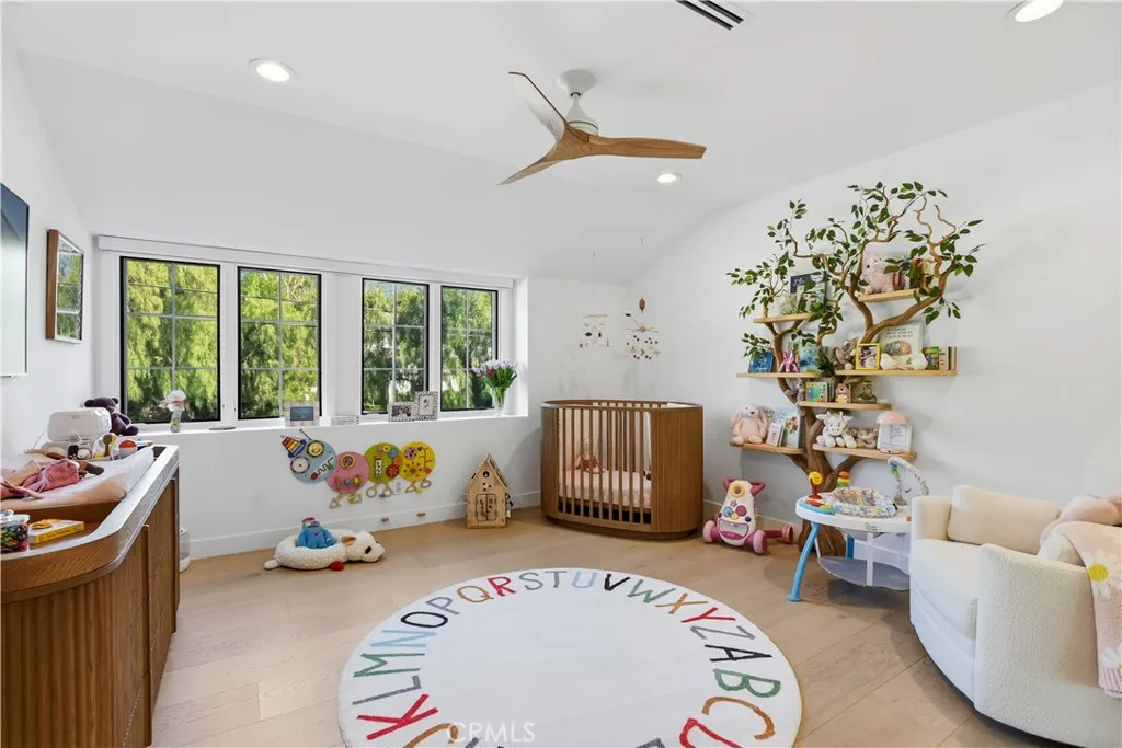 5565 Jed Smith, Hidden Hills, California 91302 home-pic-19