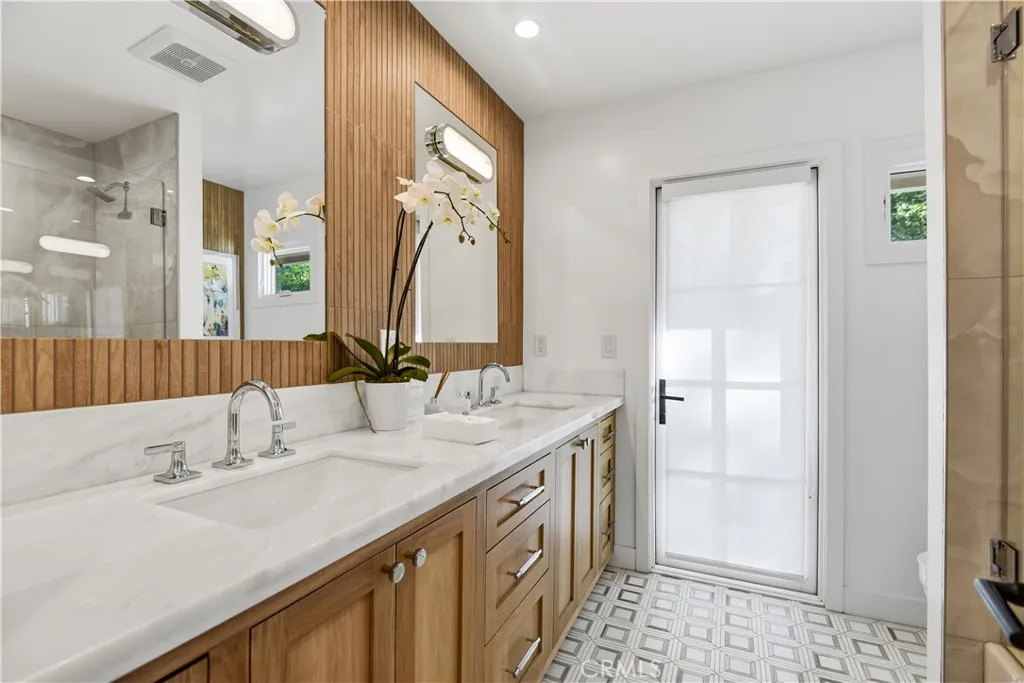5565 Jed Smith, Hidden Hills, California 91302 home-pic-20