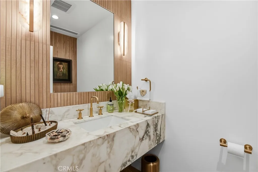 5565 Jed Smith, Hidden Hills, California 91302 home-pic-12