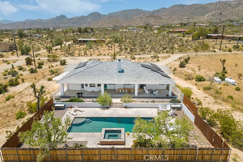 61424 Latham Trail, Joshua Tree, California 92252 home-pic-1