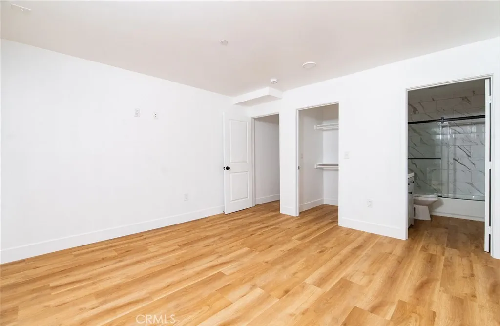 1184 N Normandie Avenue, Los Angeles, California 90029 home-pic-29