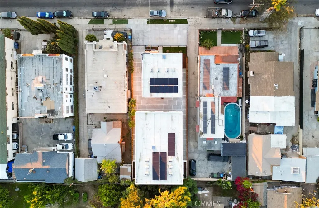 1184 N Normandie Avenue, Los Angeles, California 90029 home-pic-7