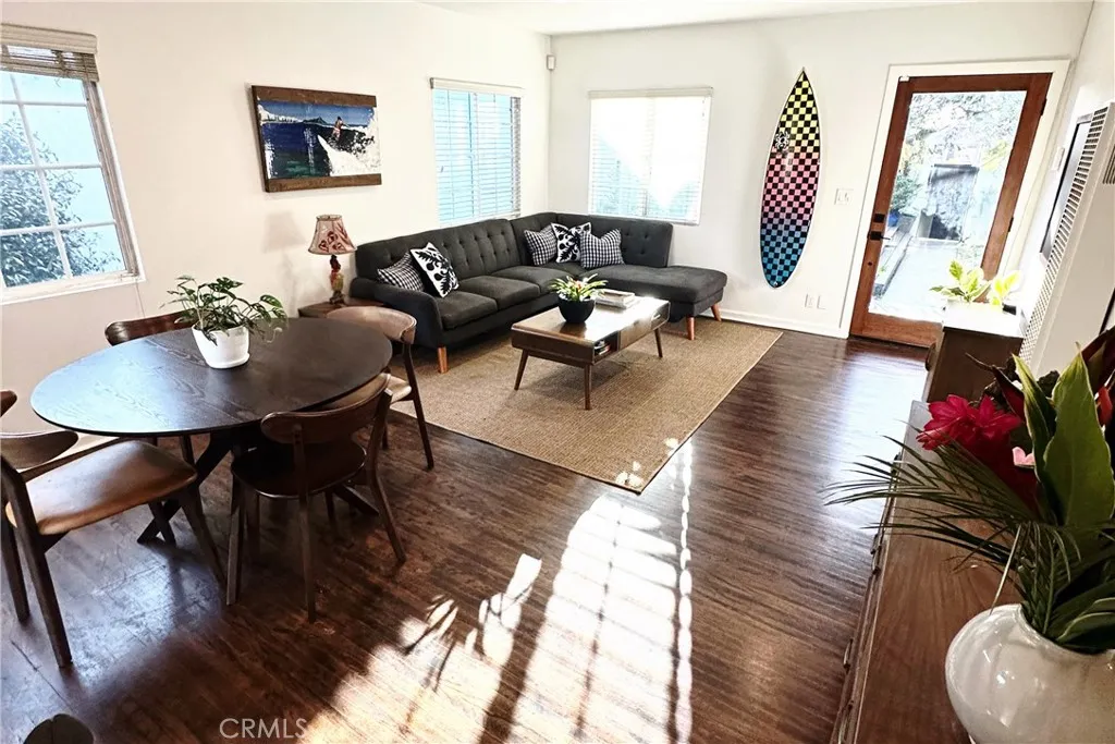 1206 N La Brea Avenue, Inglewood, California 90302 home-pic-13