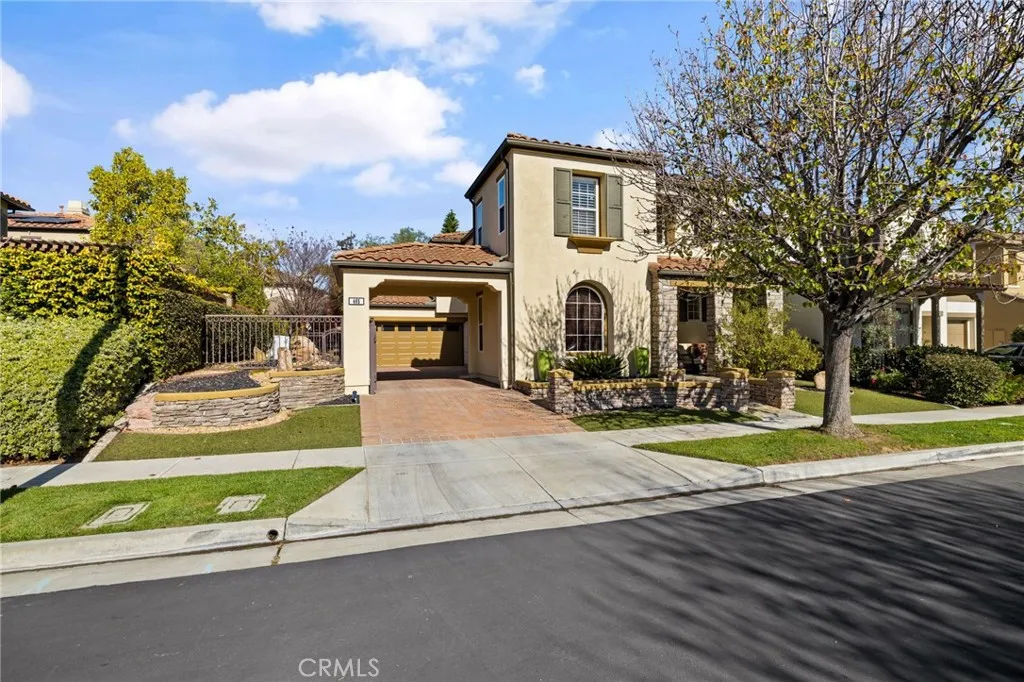 465 Periwinkle, Fullerton, California 92835 home-pic-1