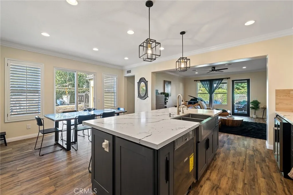 465 Periwinkle, Fullerton, California 92835 home-pic-18