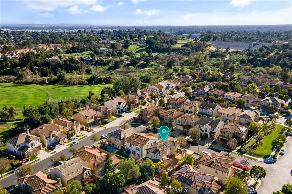 465 Periwinkle, Fullerton, California 92835 home-pic-67